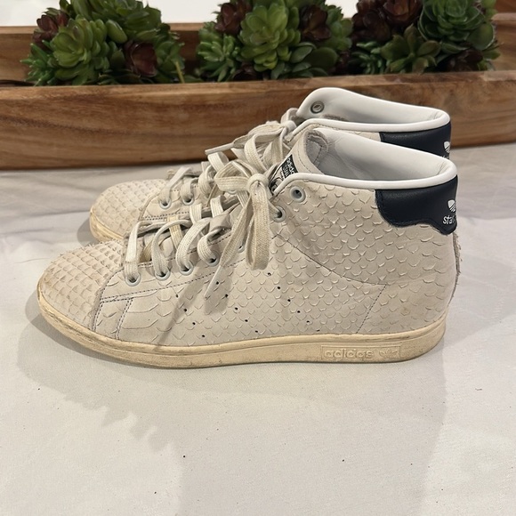 Adidas Stan Smith Mid‎ Snakeskin women’s  Athletic Shoes BB4862 Size 10 - Picture 3 of 6